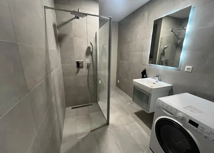 Sun Lakes Pri Aquaparku 세네츠